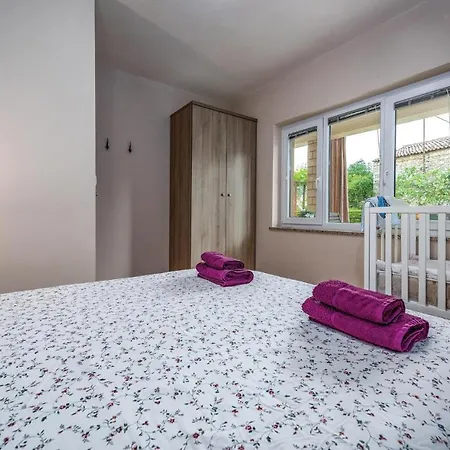Apartament Amazing In With Wifi Umag
