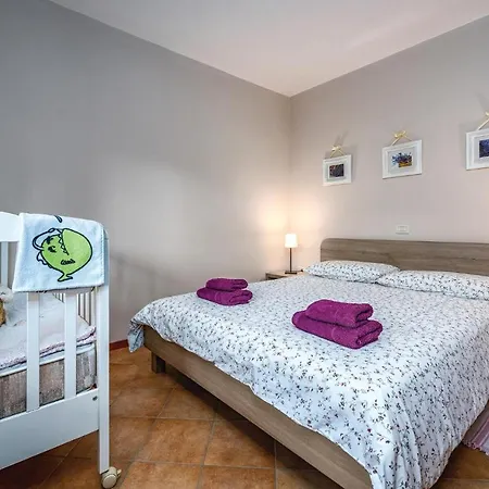 1 Bedroom Beautiful In アパート *