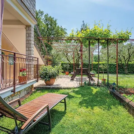 1 Bedroom Beautiful In *